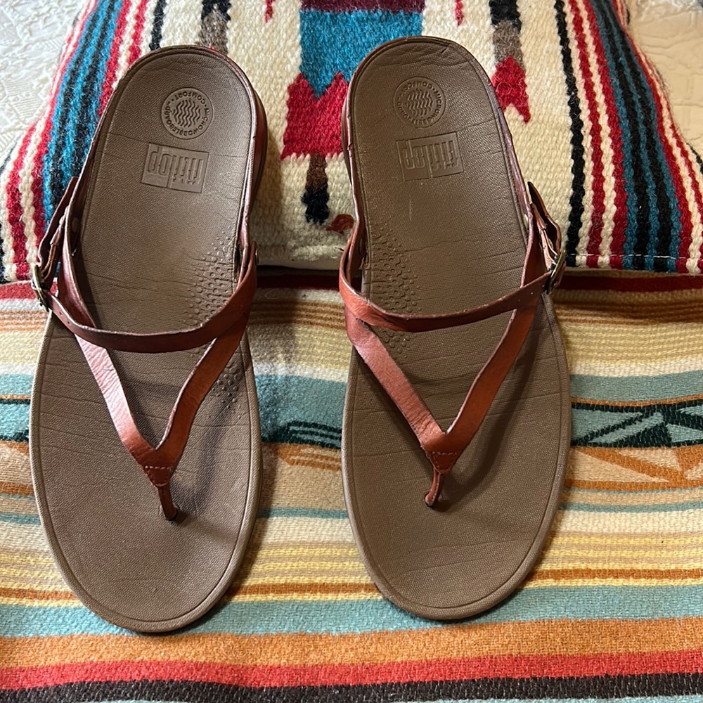 Fitflop Strappy Leather Sandals-Brown